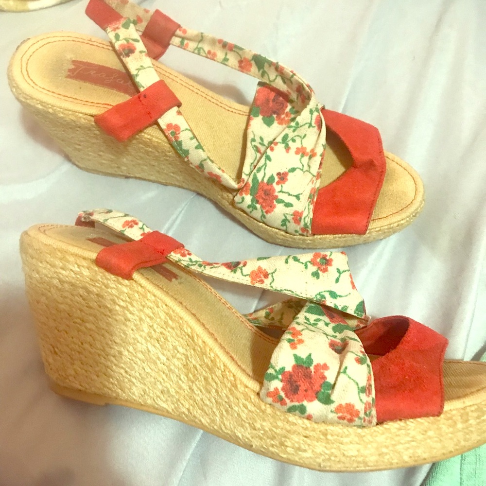 COPY - Wedged Zara heels size 7